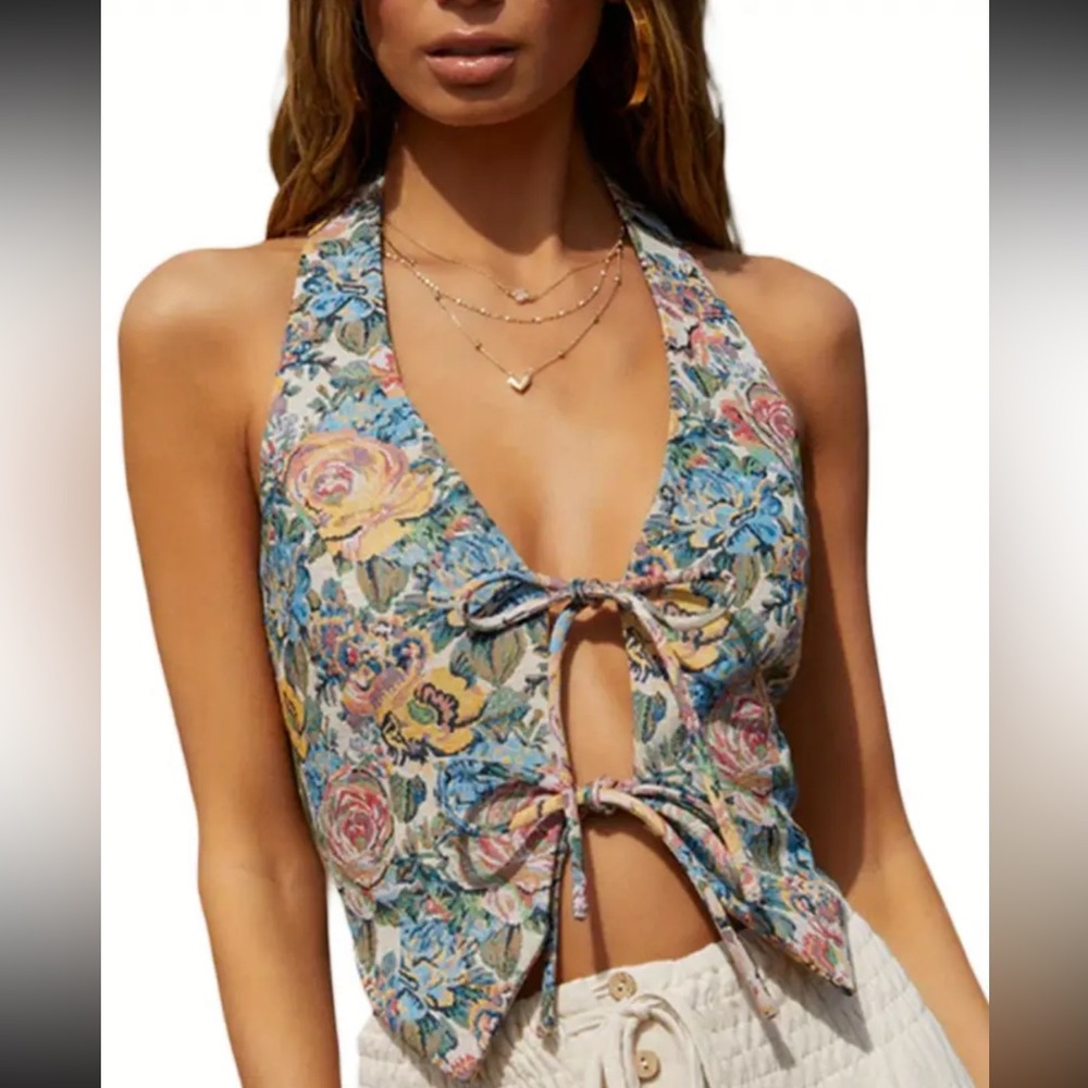 Jacquard tie Front Vest/Crop Top Halter Style Floral NWOT